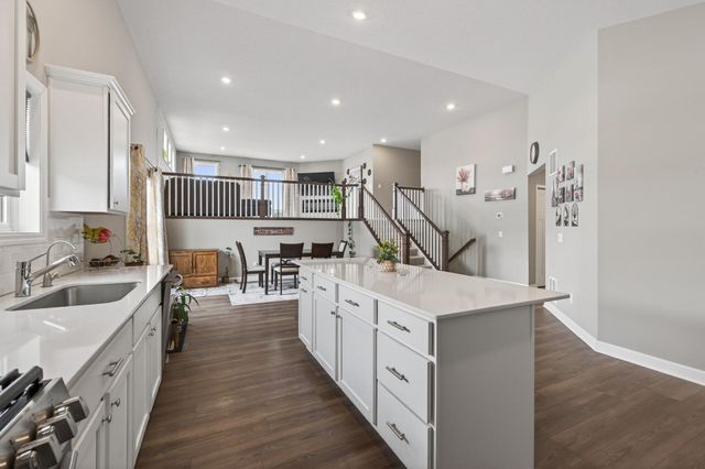 18693 Hamel Drive, Lakeville, MN 55044