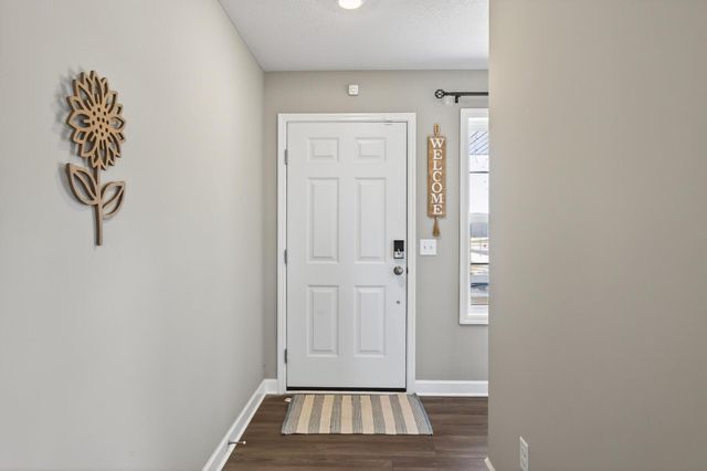 18693 Hamel Drive, Lakeville, MN 55044