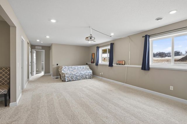 18693 Hamel Drive, Lakeville, MN 55044