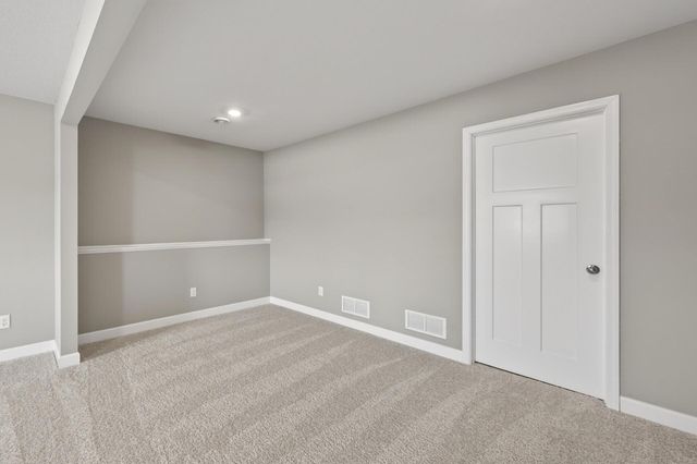 18693 Hamel Drive, Lakeville, MN 55044