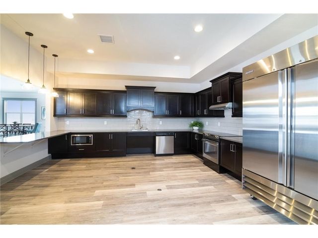 18693 Hamel Drive, Lakeville, MN 55044