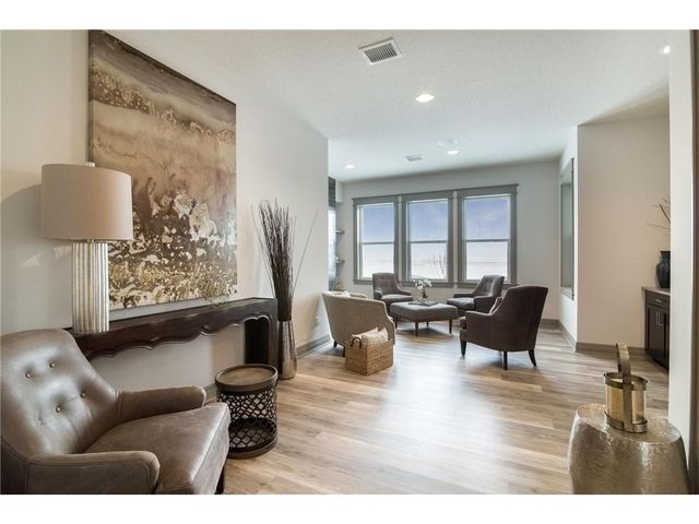 18693 Hamel Drive, Lakeville, MN 55044