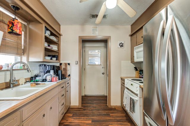 4802 53rd Street, Lubbock, TX 79414