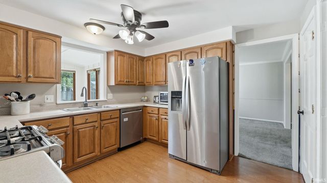 6514 Centerton Drive, Fort Wayne, IN 46815