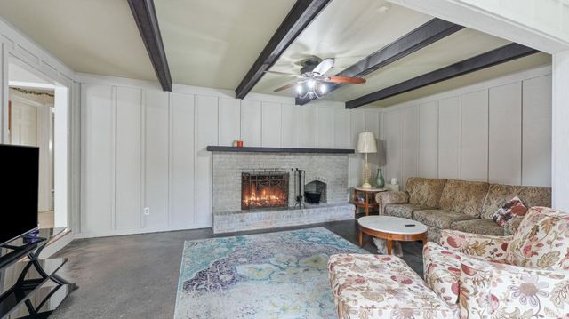 6514 Centerton Drive, Fort Wayne, IN 46815