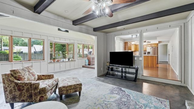 6514 Centerton Drive, Fort Wayne, IN 46815