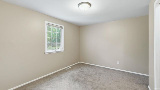 6514 Centerton Drive, Fort Wayne, IN 46815