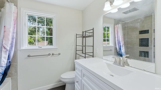 6514 Centerton Drive, Fort Wayne, IN 46815