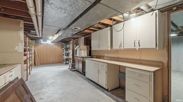 6514 Centerton Drive, Fort Wayne, IN 46815