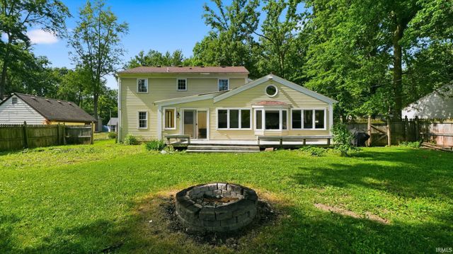 6514 Centerton Drive, Fort Wayne, IN 46815
