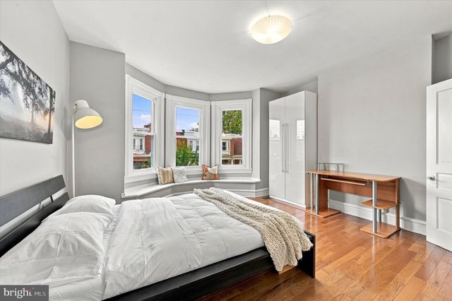 651 S 51ST, Philadelphia, PA 19143