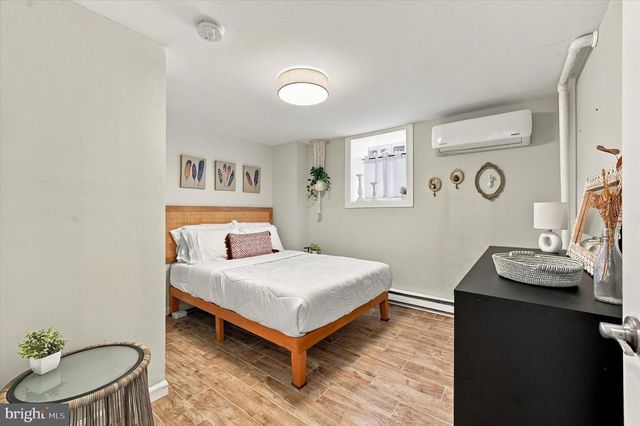 651 S 51ST, Philadelphia, PA 19143