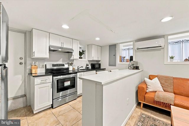 651 S 51ST, Philadelphia, PA 19143