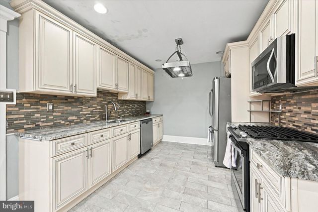 651 S 51ST, Philadelphia, PA 19143