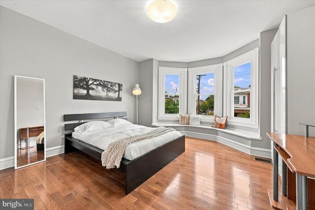 651 S 51ST, Philadelphia, PA 19143