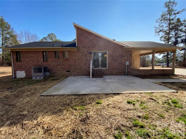 2510 Robert H Kirk Road, Lancaster, SC 29720