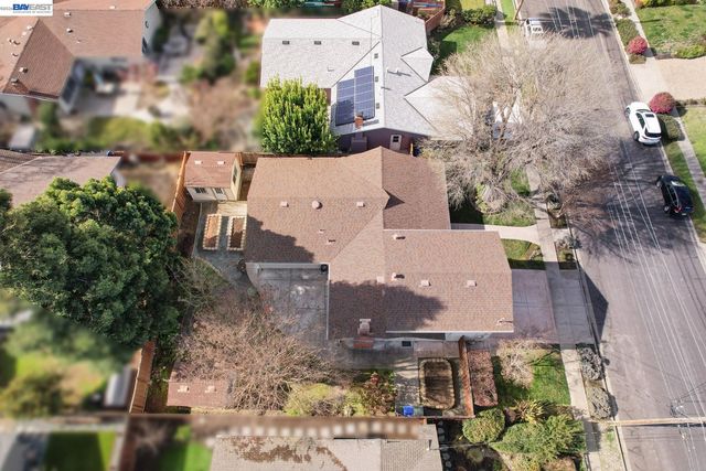 1674 Kasba St, Concord, CA 94518