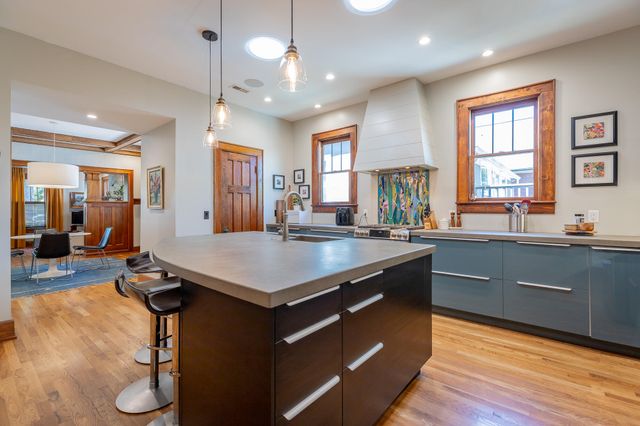 1613 Duncan Avenue, Chattanooga, TN 37404