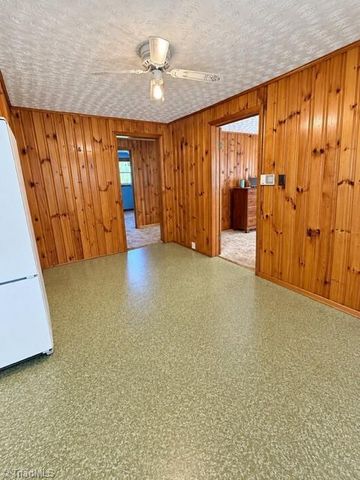 1559 Jordan Drive, Winston-salem, NC 27105