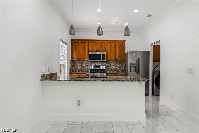 4449 Varsity Lakes DR, Lehigh Acres, FL 33971