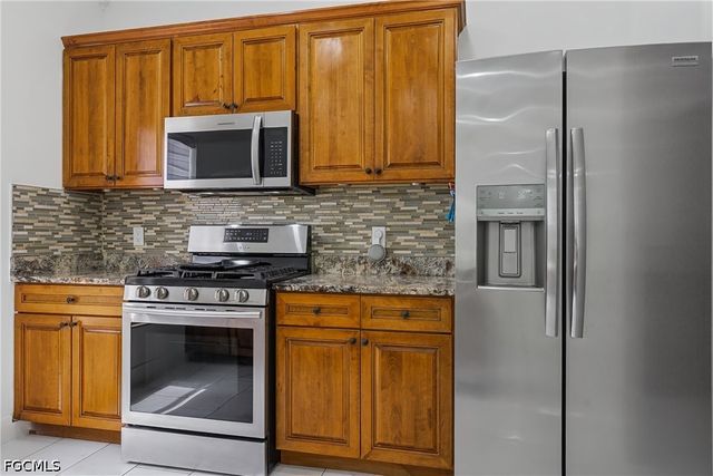 4449 Varsity Lakes DR, Lehigh Acres, FL 33971