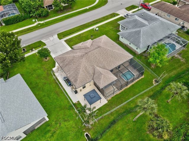 4449 Varsity Lakes DR, Lehigh Acres, FL 33971
