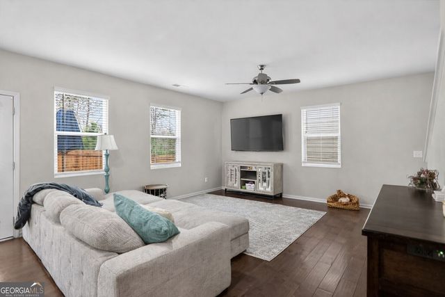 594 Summit Point, Canton, GA 30114