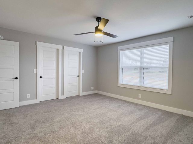 406 Jonathan Wade Circle, Clarksville, TN 37043