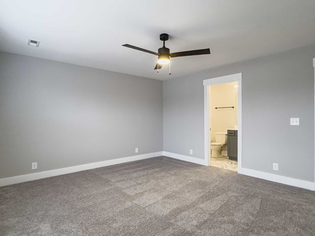 406 Jonathan Wade Circle, Clarksville, TN 37043