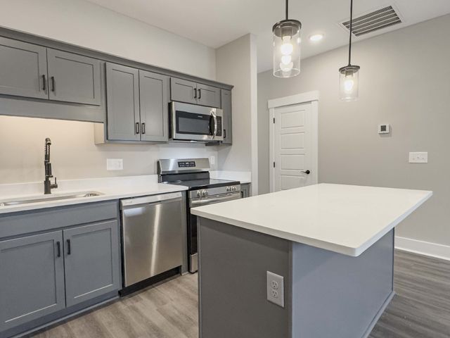 406 Jonathan Wade Circle, Clarksville, TN 37043
