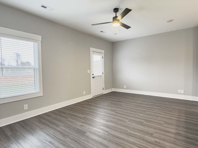 406 Jonathan Wade Circle, Clarksville, TN 37043