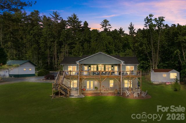 8186 NC 183 Highway, Linville Falls, NC 28657