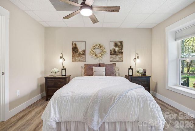 8186 NC 183 Highway, Linville Falls, NC 28657