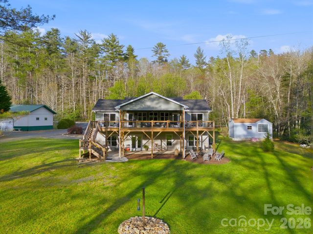 8186 NC 183 Highway, Linville Falls, NC 28657