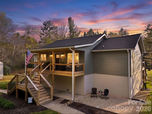 8186 NC 183 Highway, Linville Falls, NC 28657