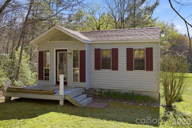 8186 NC 183 Highway, Linville Falls, NC 28657