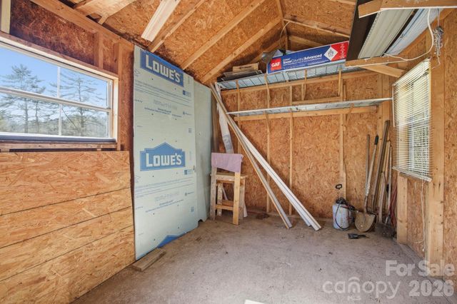 8186 NC 183 Highway, Linville Falls, NC 28657