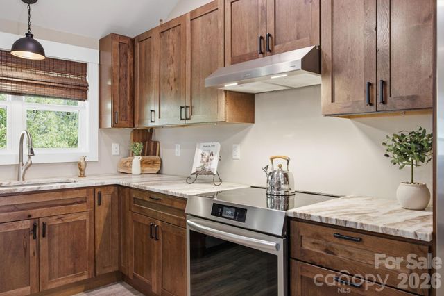 8186 NC 183 Highway, Linville Falls, NC 28657