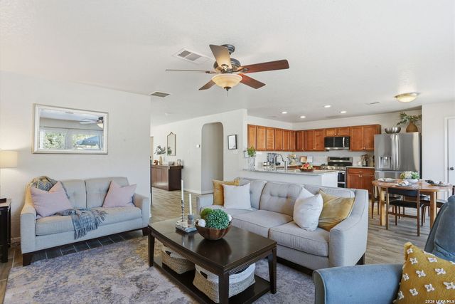 4551 Summer Fall, San Antonio, TX 78259