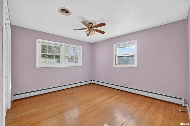 525 GREEN Court, Colona, IL 61241