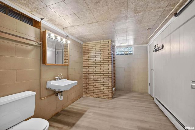 525 GREEN Court, Colona, IL 61241