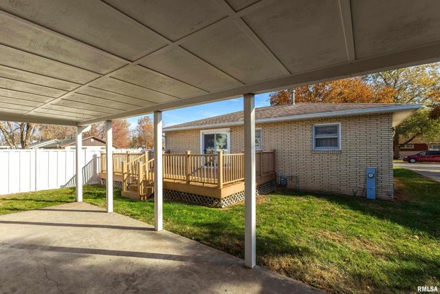 525 GREEN Court, Colona, IL 61241