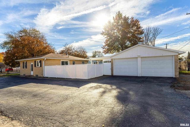 525 GREEN Court, Colona, IL 61241