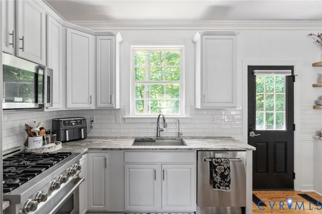 1755 Dispatch Rd, Quinton, VA 23141
