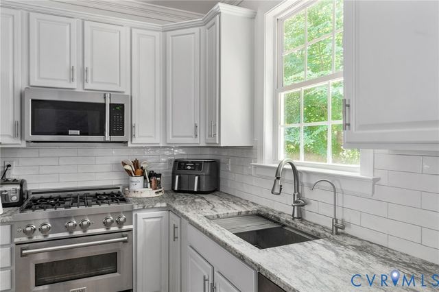1755 Dispatch Rd, Quinton, VA 23141