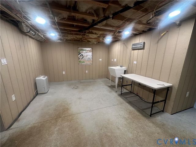 1755 Dispatch Rd, Quinton, VA 23141