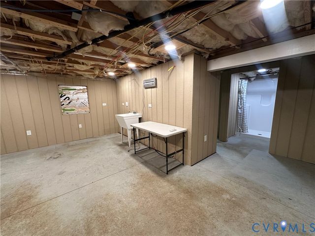 1755 Dispatch Rd, Quinton, VA 23141