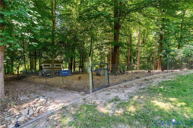 1755 Dispatch Rd, Quinton, VA 23141