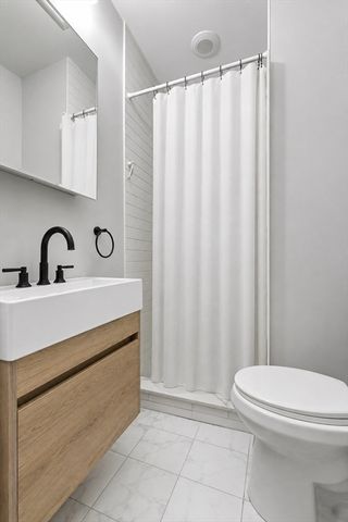 168 Endicott St 1, Boston, MA 02113