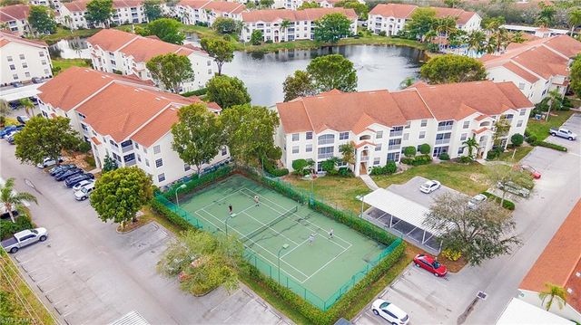 4620 Saint Croix LN 914, Naples, FL 34109